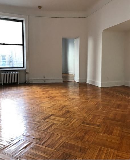 1st image of 325 W 108th St APT 3B