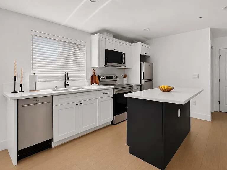 2710 T St #2 — Photo 4