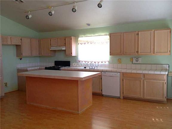 5th image of 2472 Cavern Cove Way