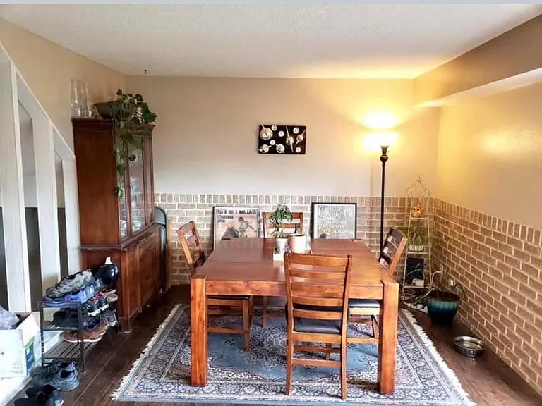 621 S Xenon Ct — Photo 2