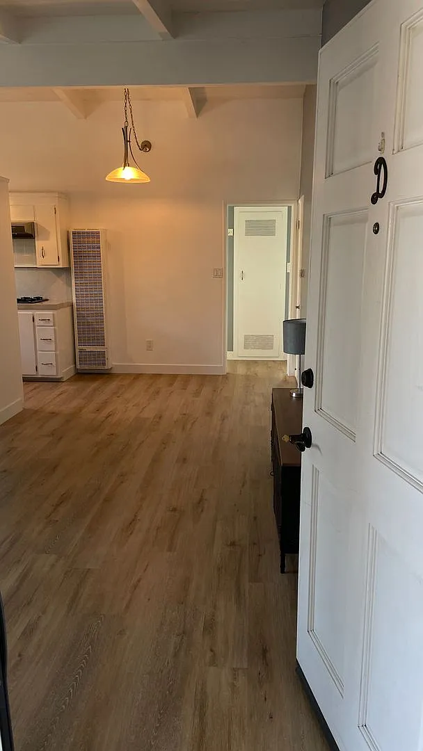 Building Photo - 1401 Manhattan Beach Blvd