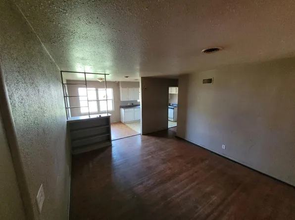 261 E 52nd St N, Tulsa, OK 74126