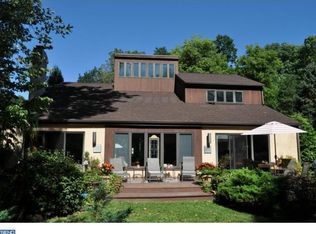 4140 Fields Dr, Lafayette Hill, PA 19444