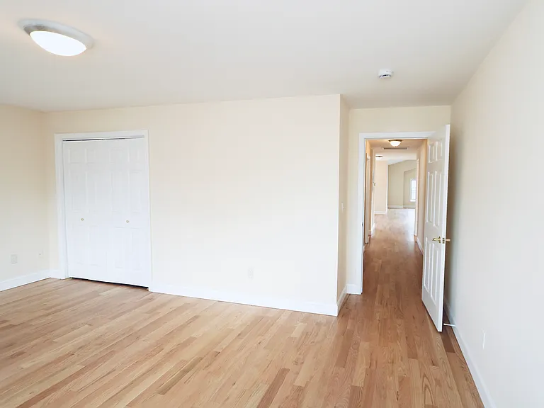 23 Main Ave #2 — Photo 6