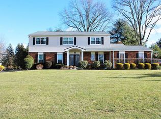 38 Fir Dr, Richboro, PA 18954