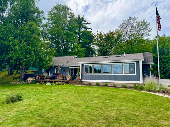 274 Bass Lake Rd, Traverse City, MI 49685