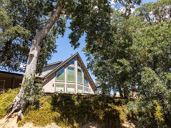 4th image of 42947 Capanero Oaks Court