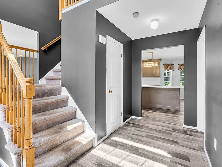 6 Marybeth Ct — Photo 10