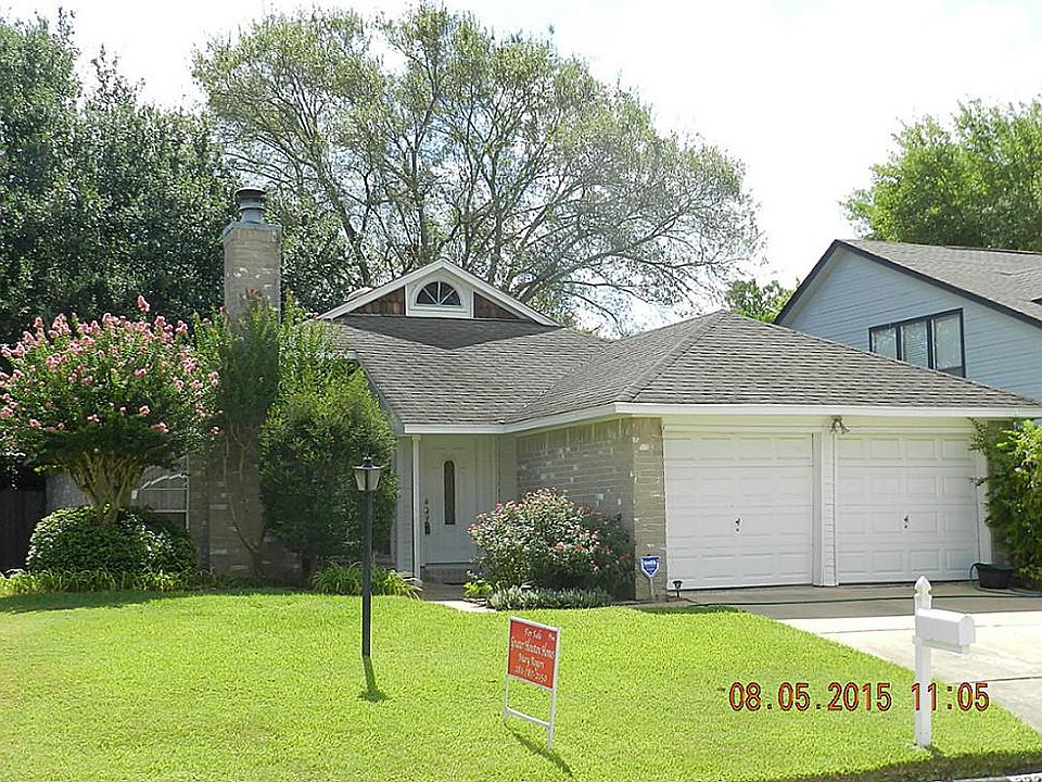 1st image of 3323 Knoll West Dr