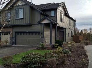 1400 NE Alexandria Pl, Hillsboro, OR 97124
