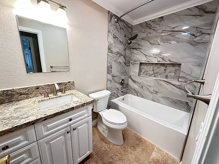 17525 Plaza Gitana — Photo 13