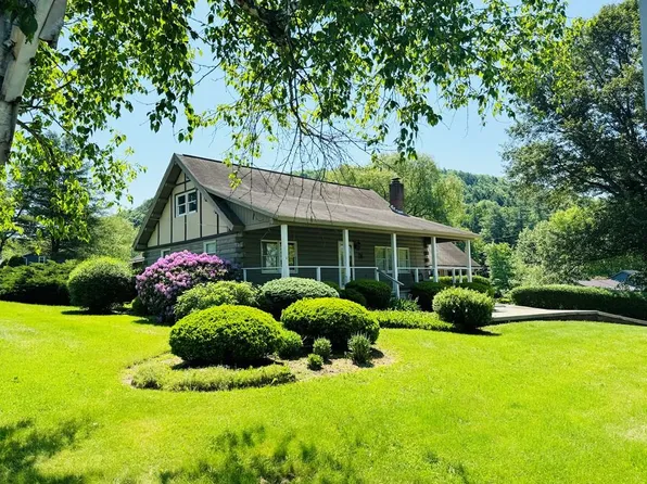 2138 Irish Ridge Rd, Wysox, PA 18854