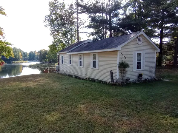 4488 Lakeview Dr, Alger, MI 48610