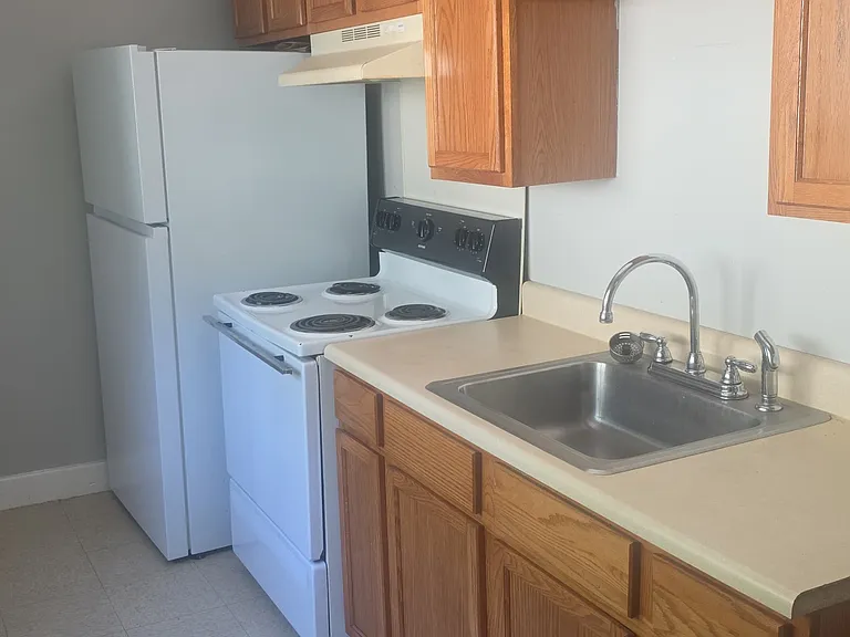 12 Elm St #2 — Photo 1