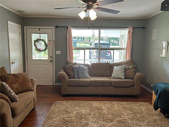 5th image of 118 Allenwood Road SW