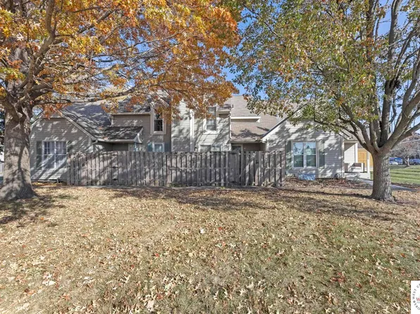 5411 NW 84th Ct, Kansas City, MO 64154
