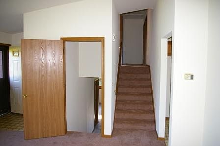 5th image of 770 Fox Ave