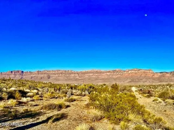 1840 W Wishing Well Dr, Meadview, AZ 86444