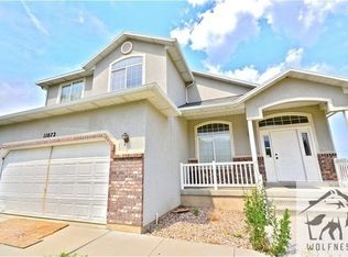 11072 S Ohenry Rd, Sandy, UT 84070