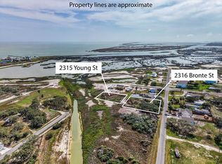 2315-2316 S Young St, Rockport, TX 78382