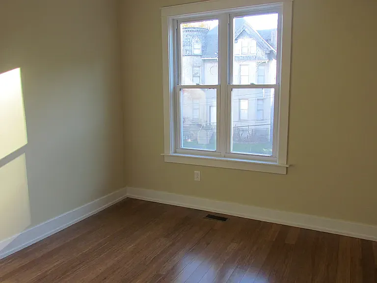 5525 Margaretta St — Photo 30