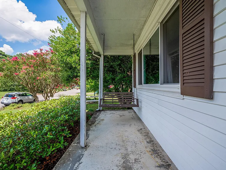 824 Morgan Trl — Photo 6