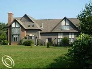 1985 Yorway Dr photo 1