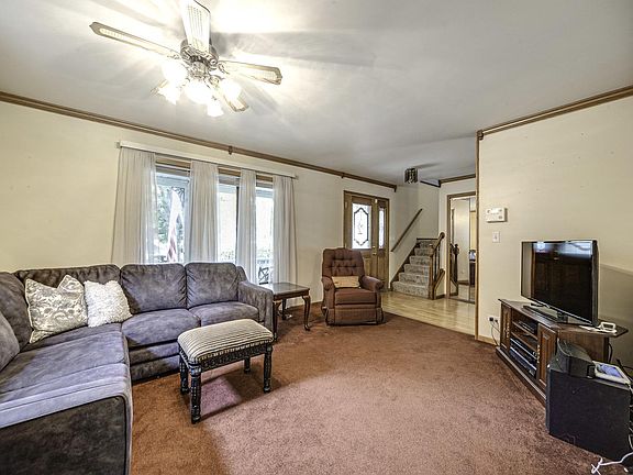 5th image of 1155 Silo Hill Dr