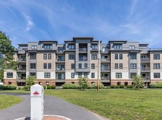 3 Bennett St APT 204, Wakefield, MA 01880