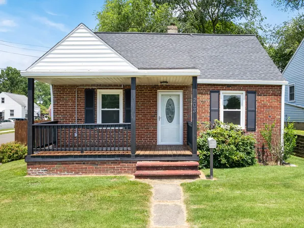 203 E Robinson Ave, Barberton, OH 44203