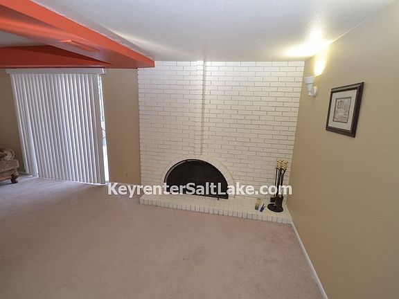 4th image of 4868 S Highland Cir APT 4