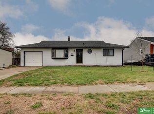 4542 Vinton St, Omaha, NE 68106