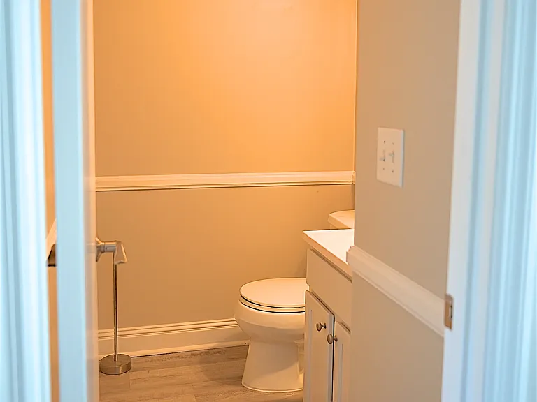 21 Rivers Point Row #13B — Photo 14