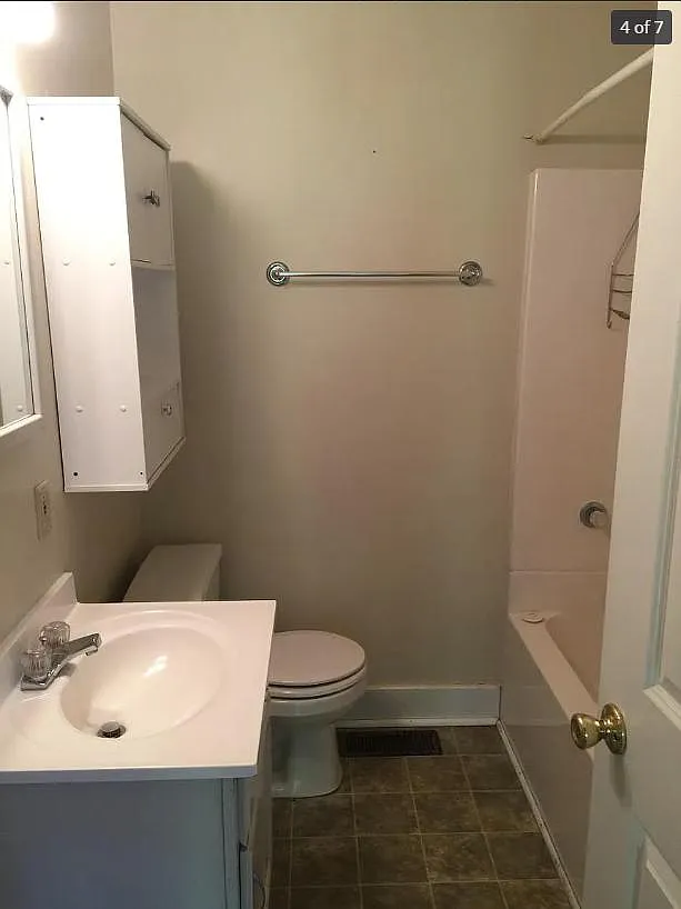 2 bed, 1147 sqft, $1,000 — Photo 3