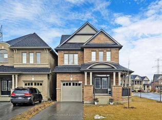 2576 Orchestrate Dr W, Oshawa, ON L1L0R4