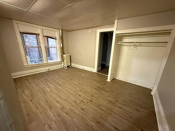 2nd image of 516 E Willow St APT A8