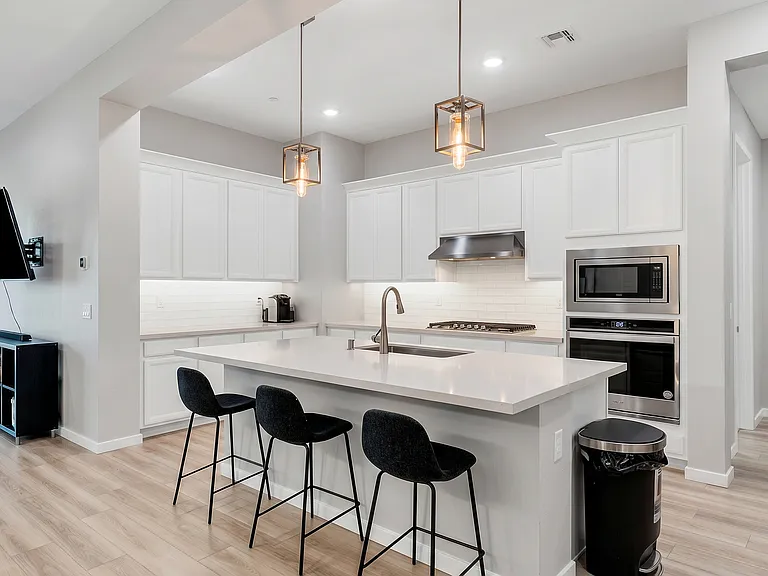 14027 W Desert Flower Dr — Photo 17