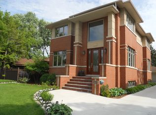 2603 Woodland Ave, Park Ridge, IL 60068