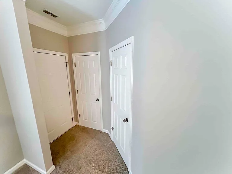 198 Timber Creek Ln SW — Photo 3