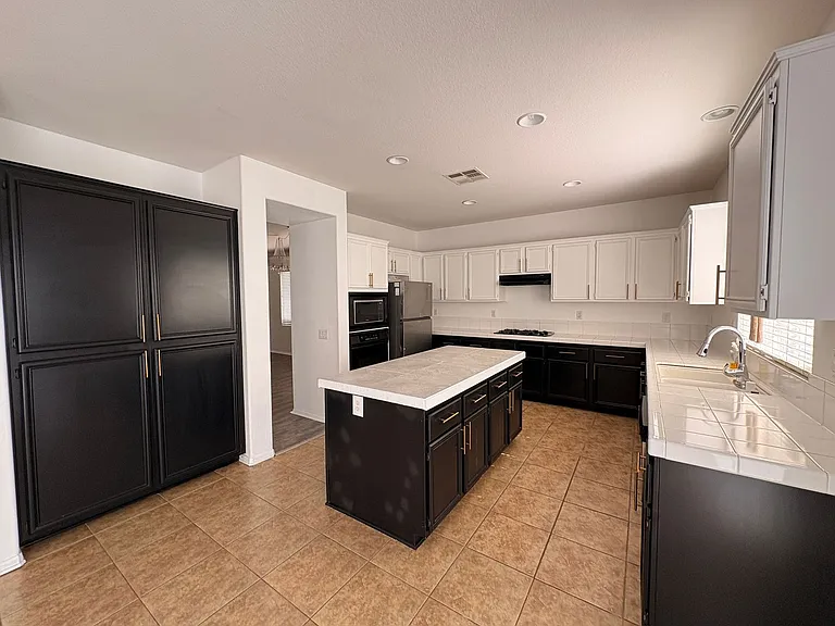 5875 Larry Dean St — Photo 17