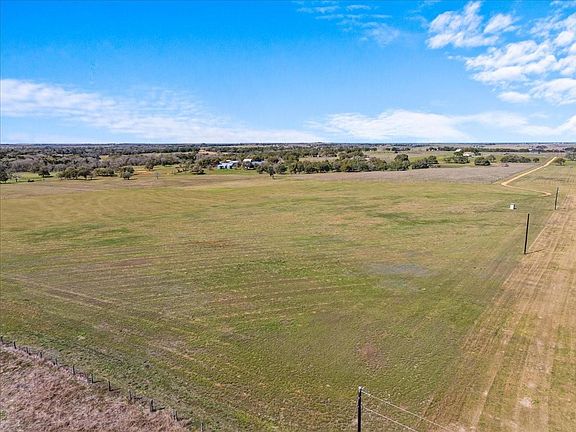 5th image of 2523 Roitsch Rd