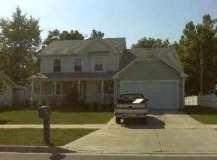 1150 Austin Ave, Aurora, IL 60505