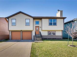 223 NW 111th Ter, Kansas City, MO 64155