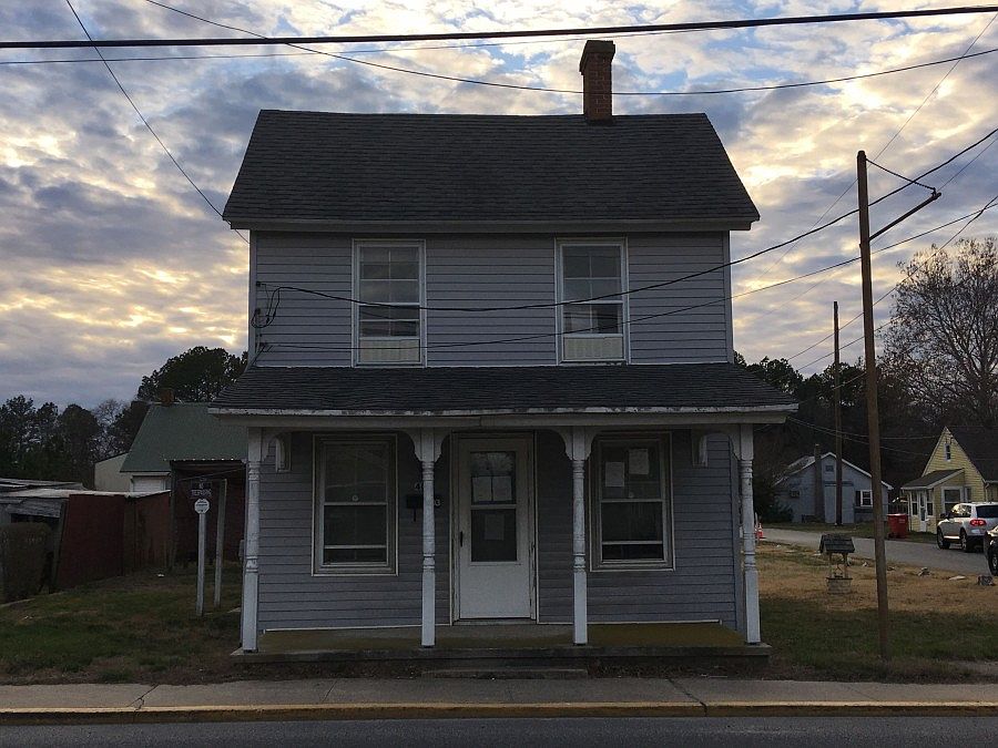 1st image of 403 S Market St