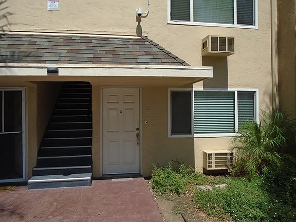 2nd image of 455 Ballantyne St Unit 18