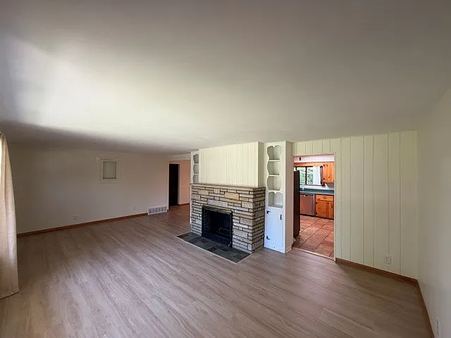 3711 Meadow Dr — Photo 7