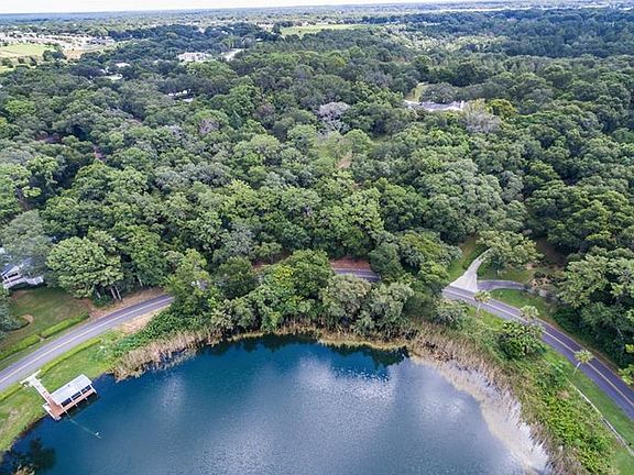 5th image of E Crooked Lake Dr