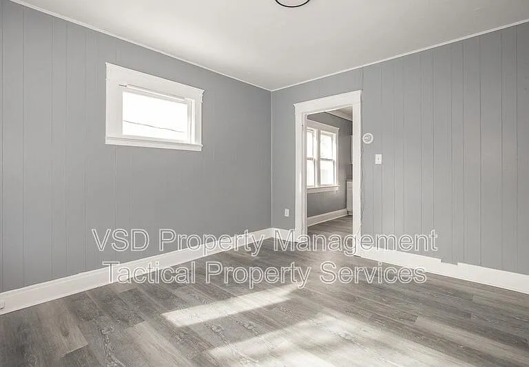 11429 Lardet Ave #DOWN — Photo 12