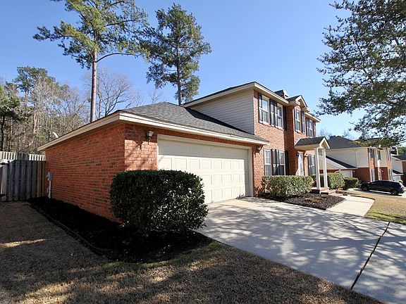 5th image of 222 Farmington Dr W