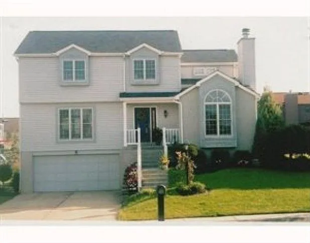 105 Dolores Dr photo 1